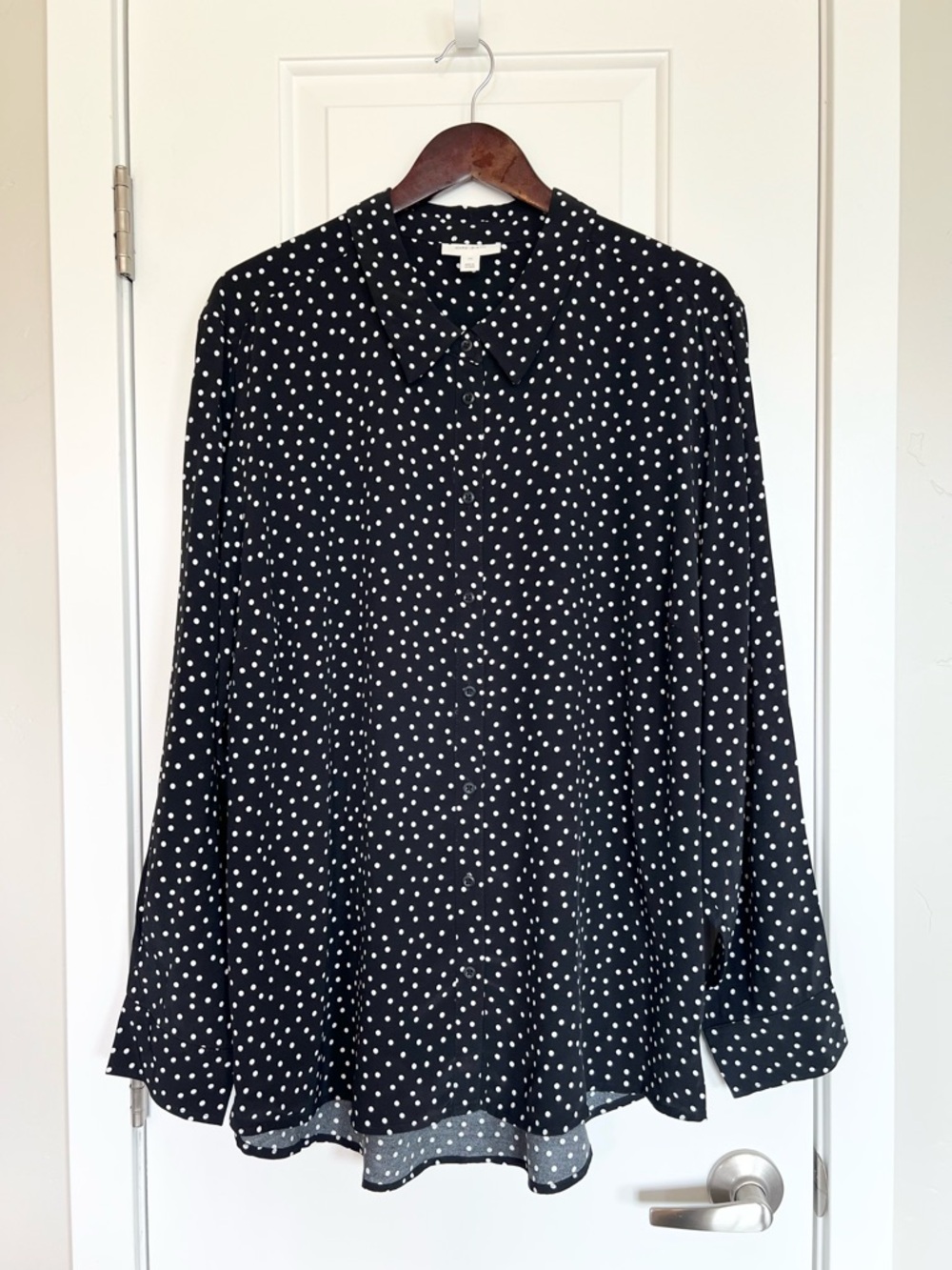 On34th Women’s polka dot button up shirt NWOT Size 3X Office Work shirt Collared